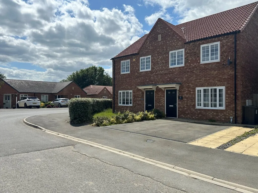 3 bed house to rent, The Firs, Stokesley