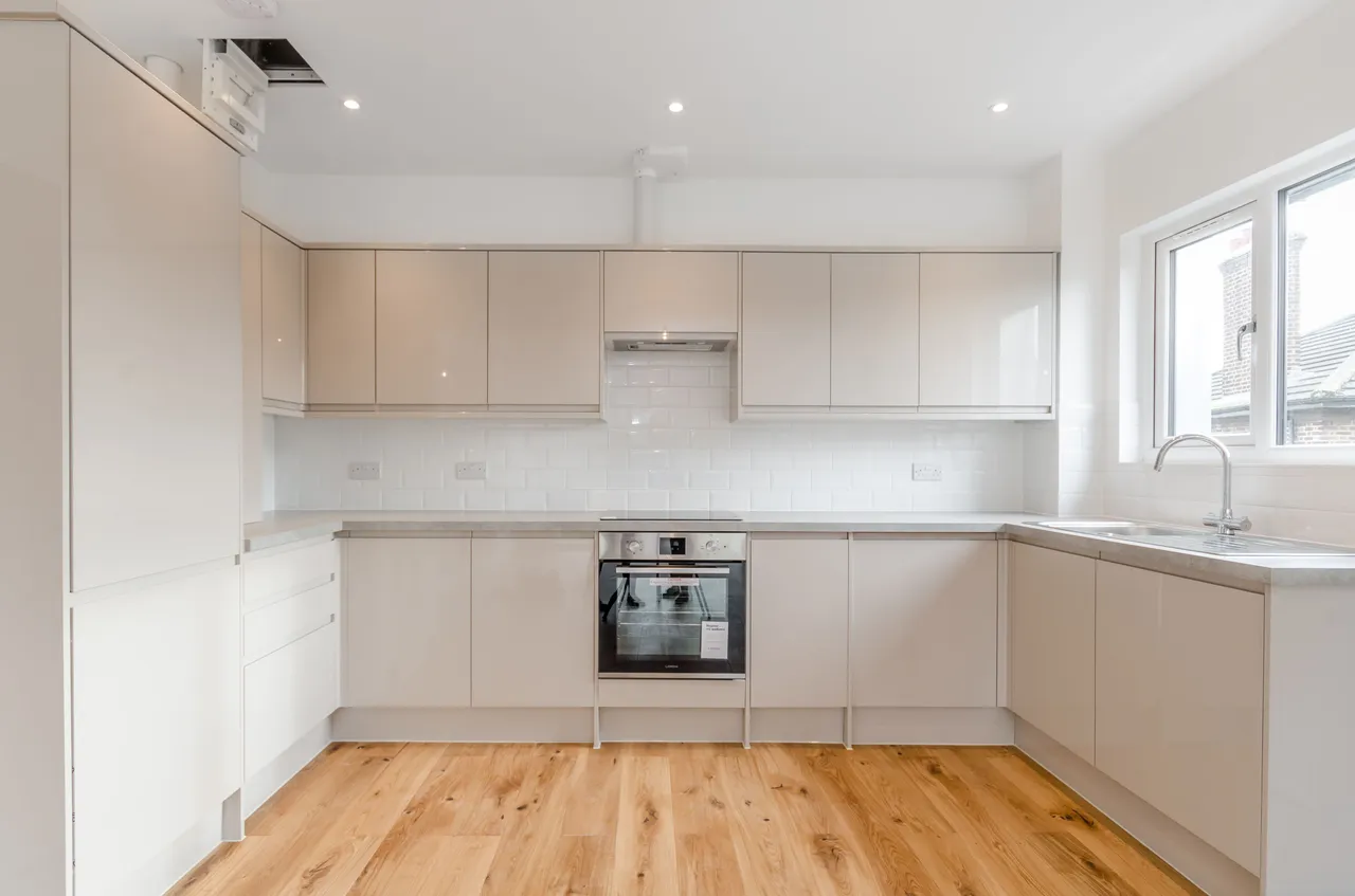 17 Kelso Court, 94 Anerley Park, London, photo 6