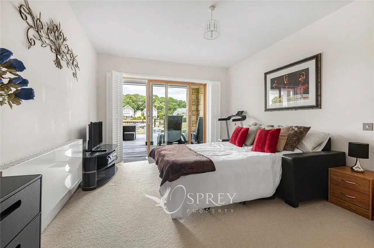 Waters Edge, Wansford, PE8, photo 8
