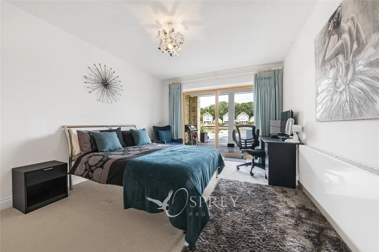 Waters Edge, Wansford, PE8, photo 9