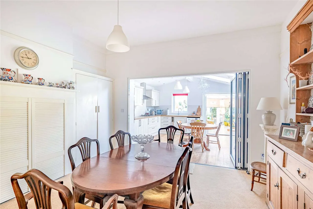 Wyndham Road, Salisbury, Wiltshire, SP1 3AB, photo 4