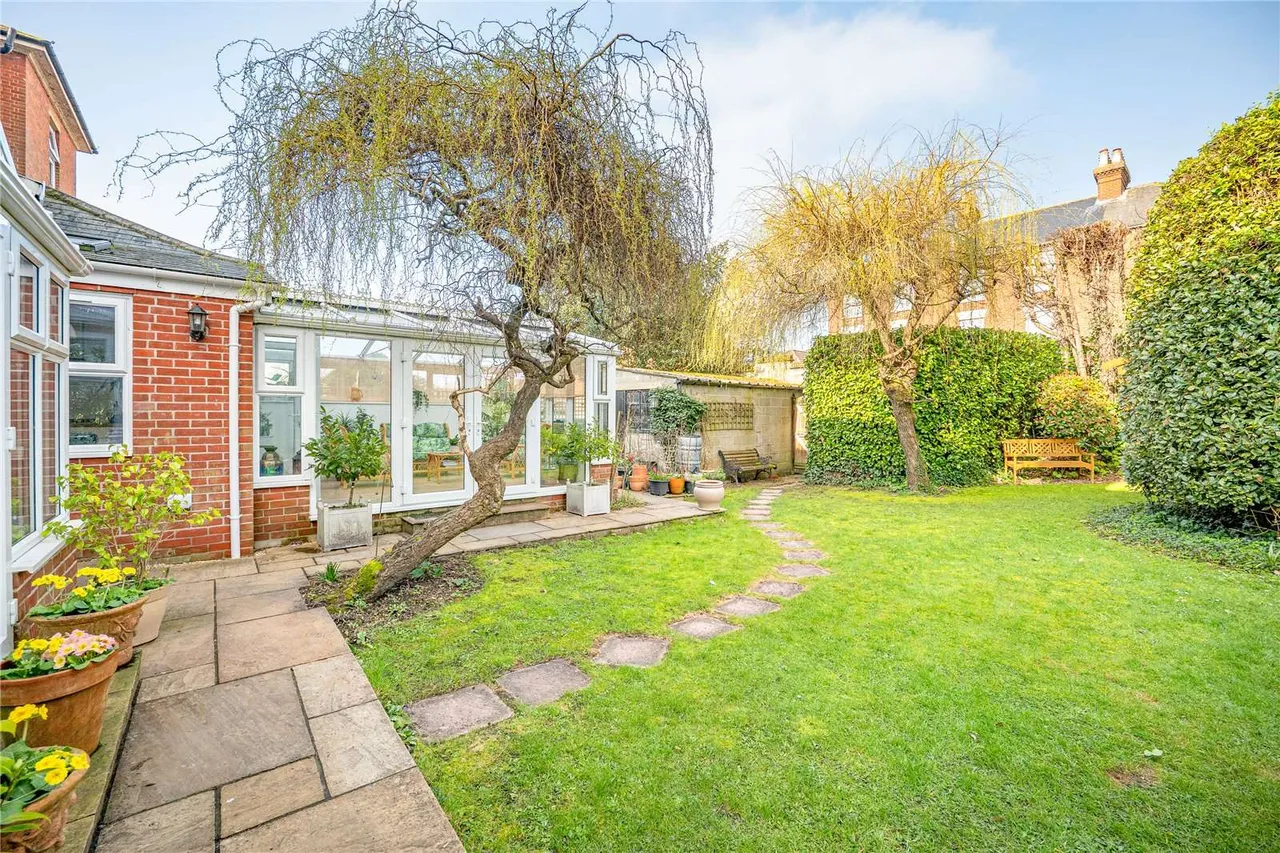Wyndham Road, Salisbury, Wiltshire, SP1 3AB, photo 6