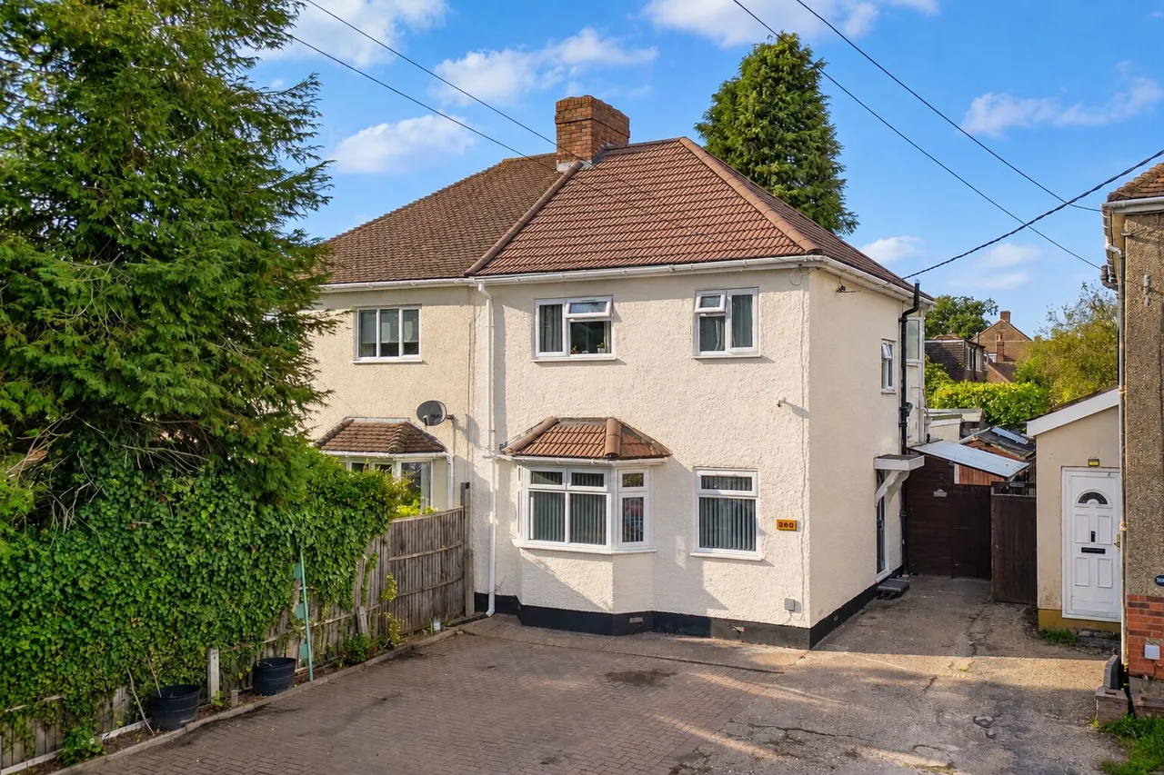 3 bed house for sale, Cressex Road, High Wycombe, HP12