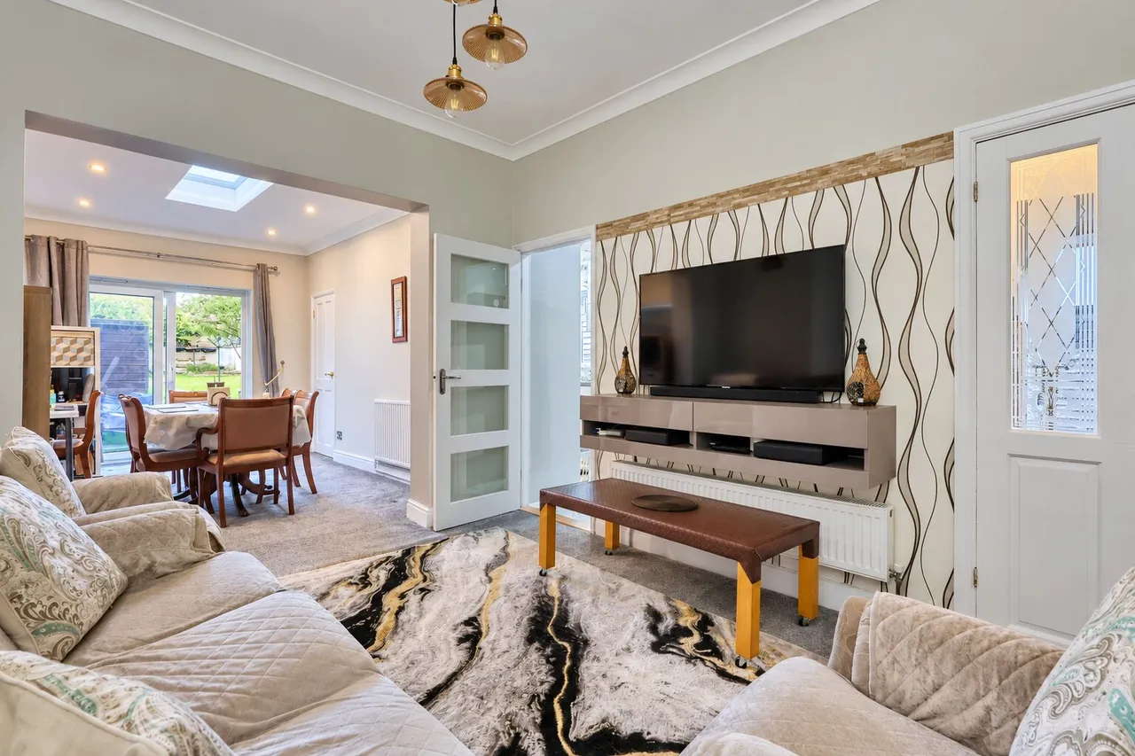 Cressex Road, High Wycombe, HP12, photo 2