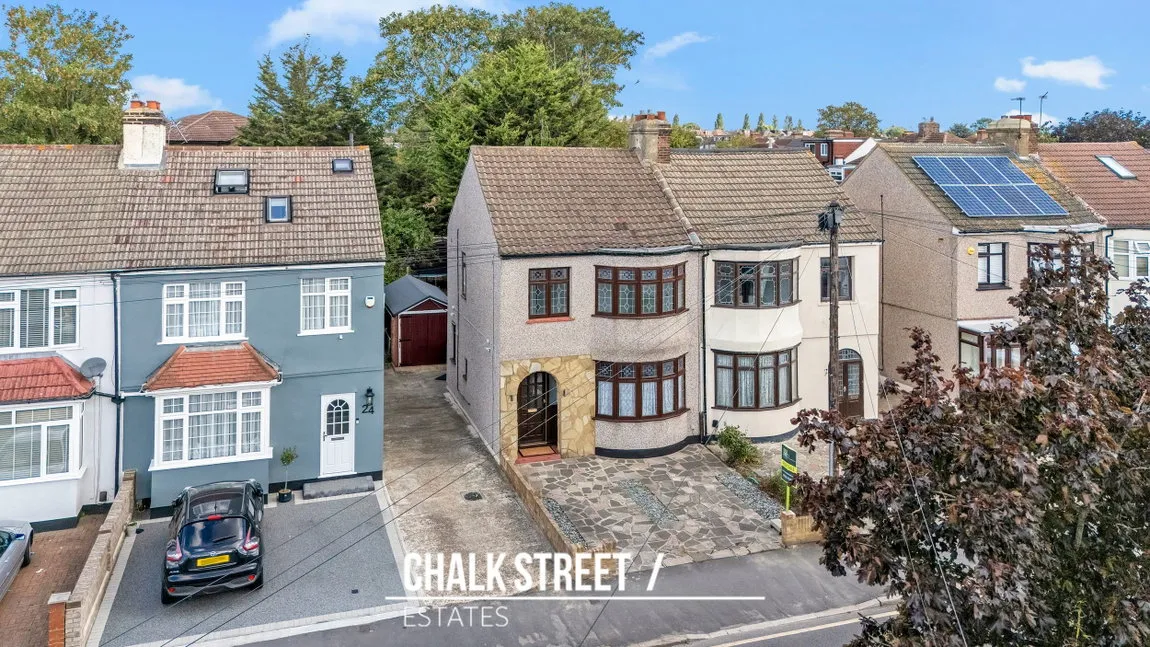 Standen Avenue, Hornchurch, RM12, photo 22