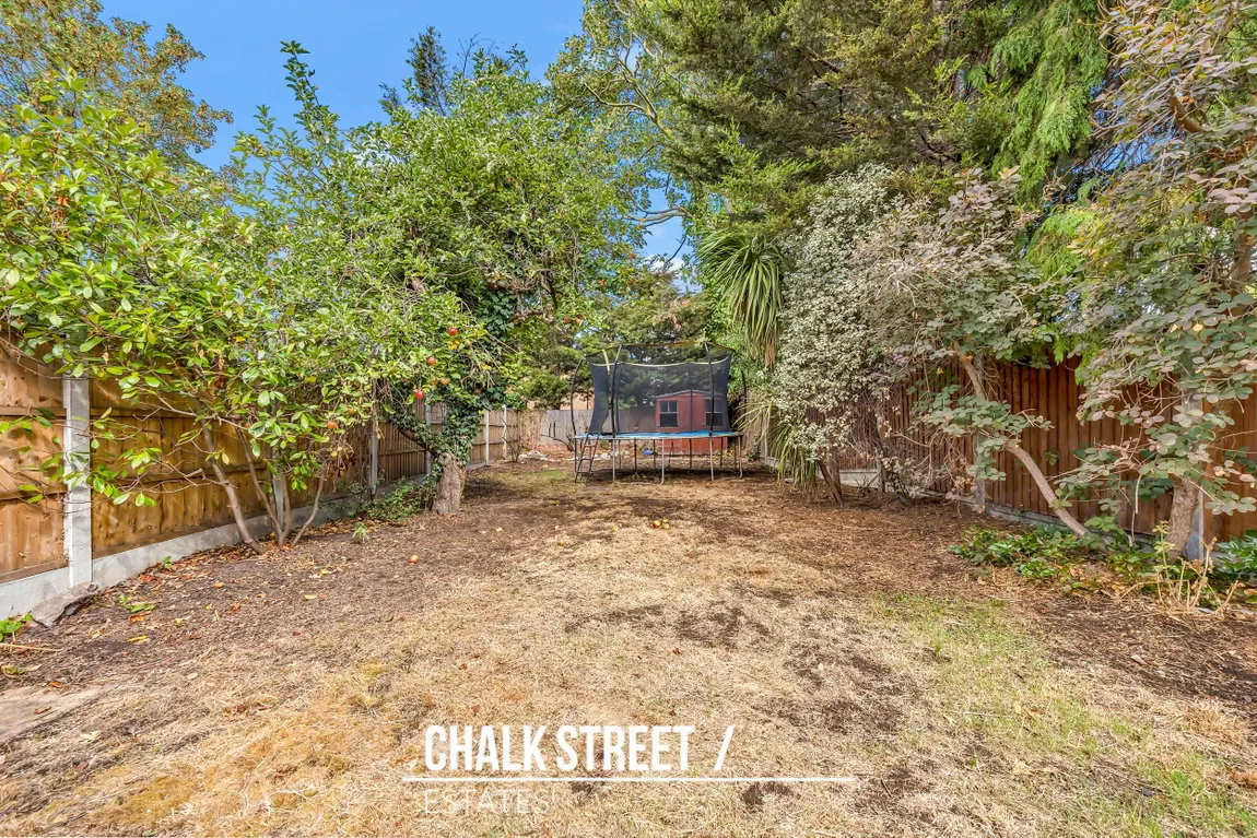 Standen Avenue, Hornchurch, RM12, photo 17