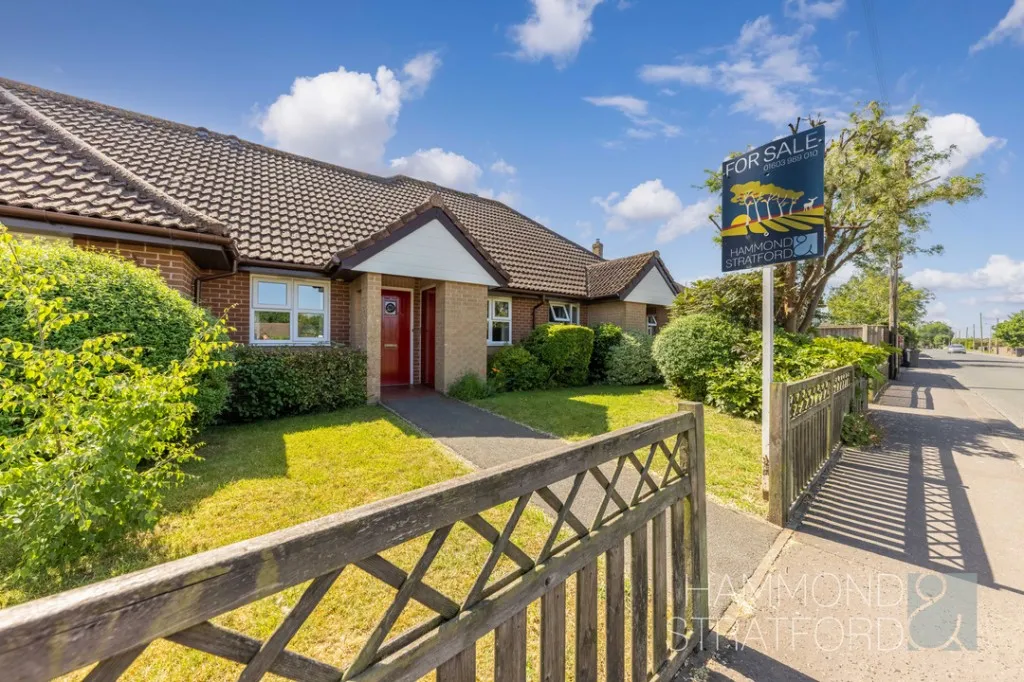 2 bed house for sale, Mill Road, Hethersett
