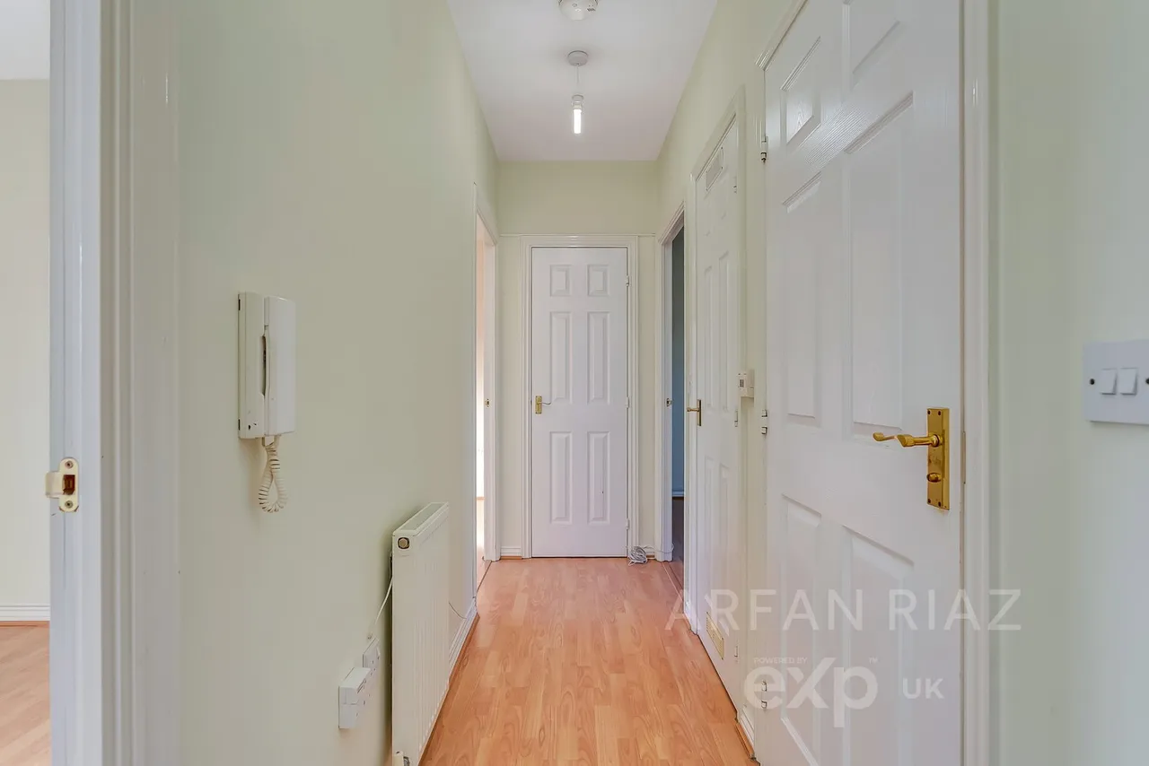 Clarinet Court, Symphony Close, Edgware, London, HA8, photo 11