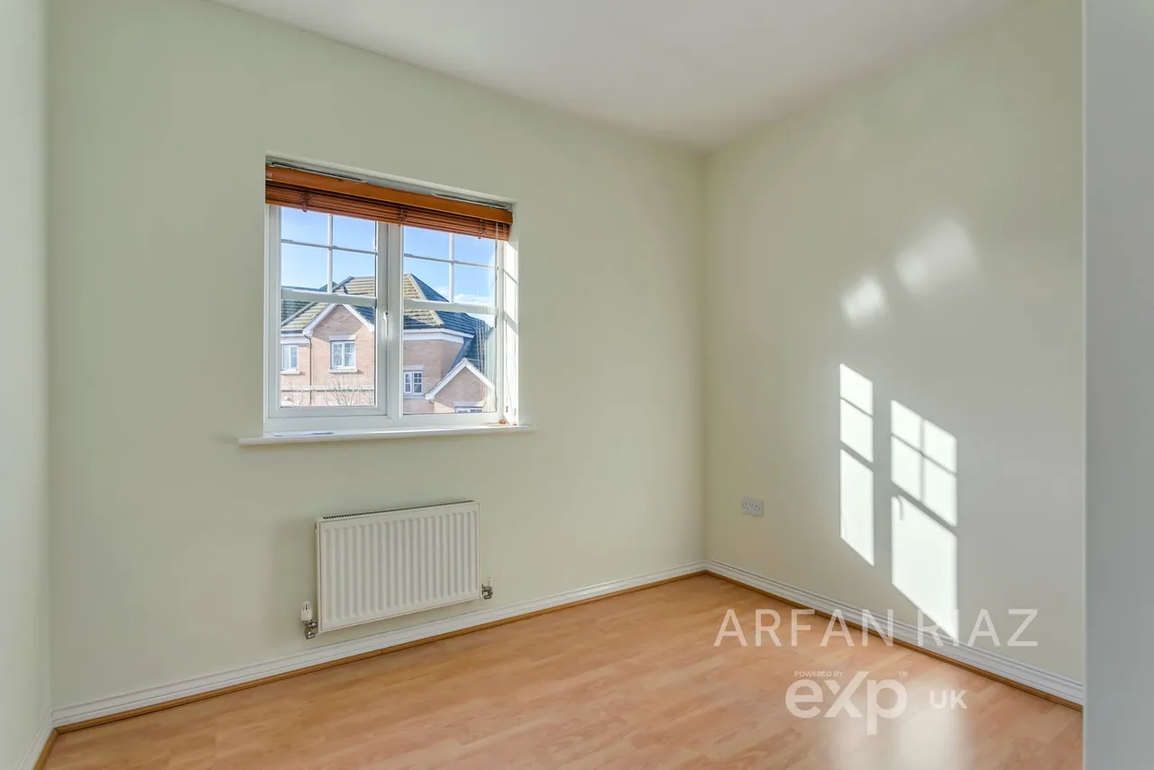 Clarinet Court, Symphony Close, Edgware, London, HA8, photo 8