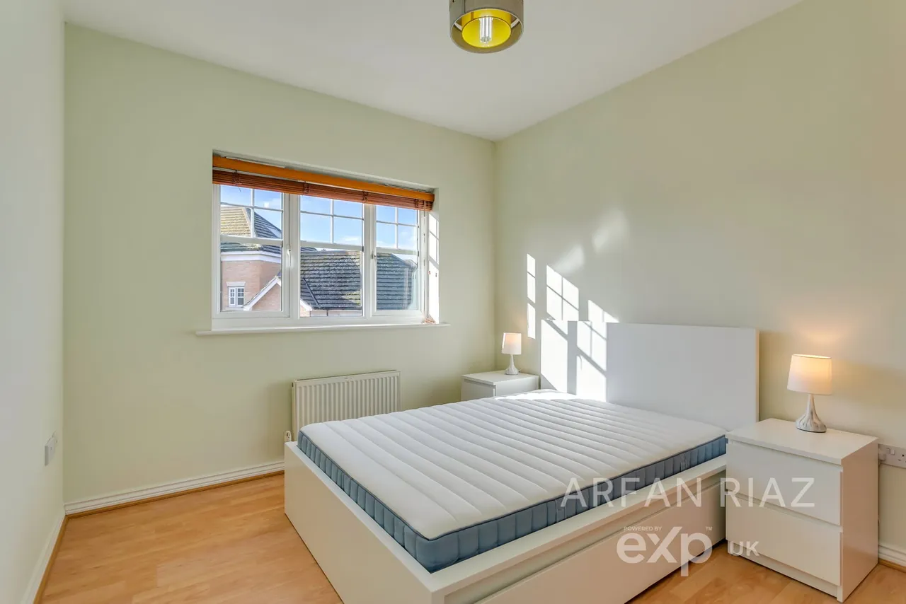 Clarinet Court, Symphony Close, Edgware, London, HA8, photo 6