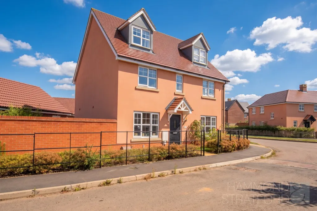 Bennett Crescent, Hethersett, photo 22