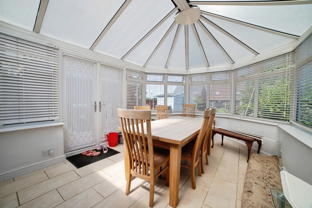 Huthwaite Road, Nottinghamshire, NG17, photo 9