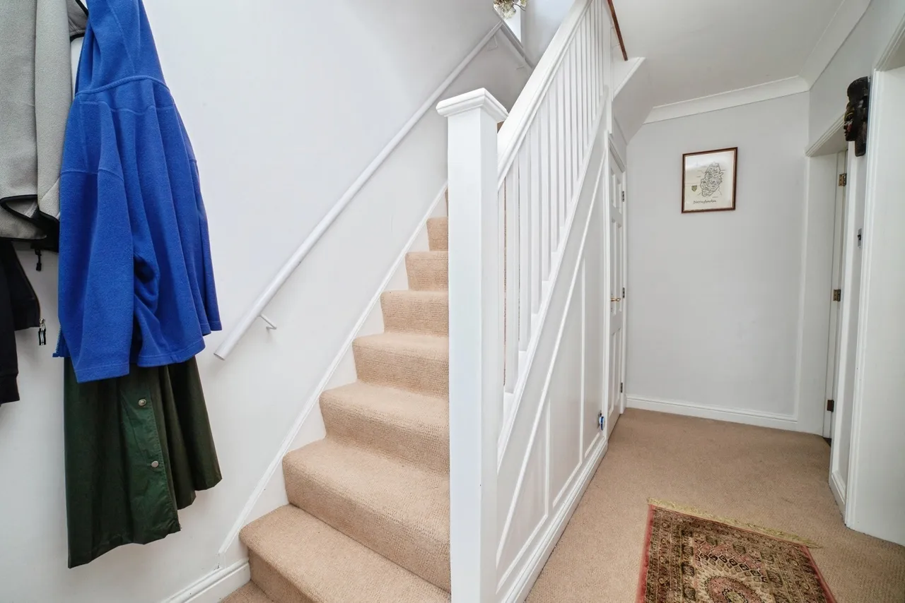 Huthwaite Road, Nottinghamshire, NG17, photo 3