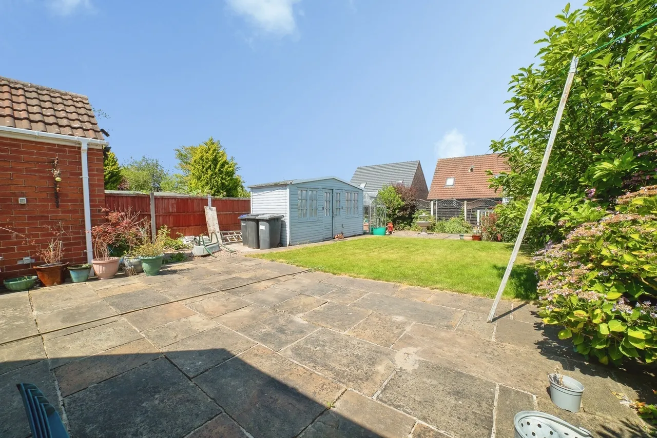 Huthwaite Road, Nottinghamshire, NG17, photo 16