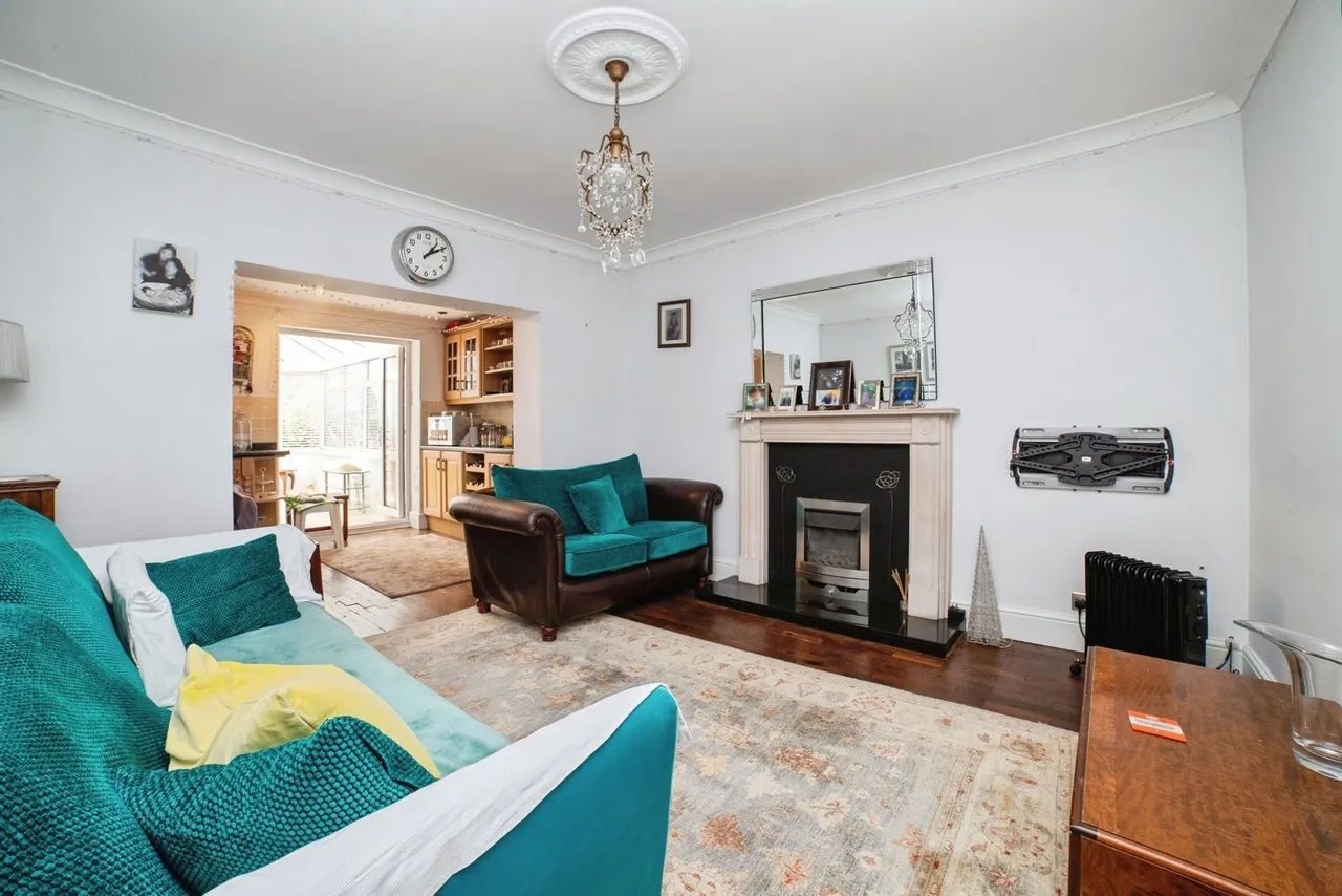 Huthwaite Road, Nottinghamshire, NG17, photo 5