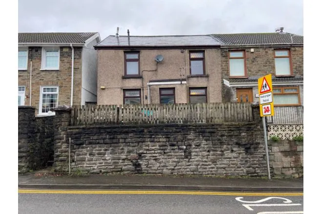 High Street, Porth, photo 2