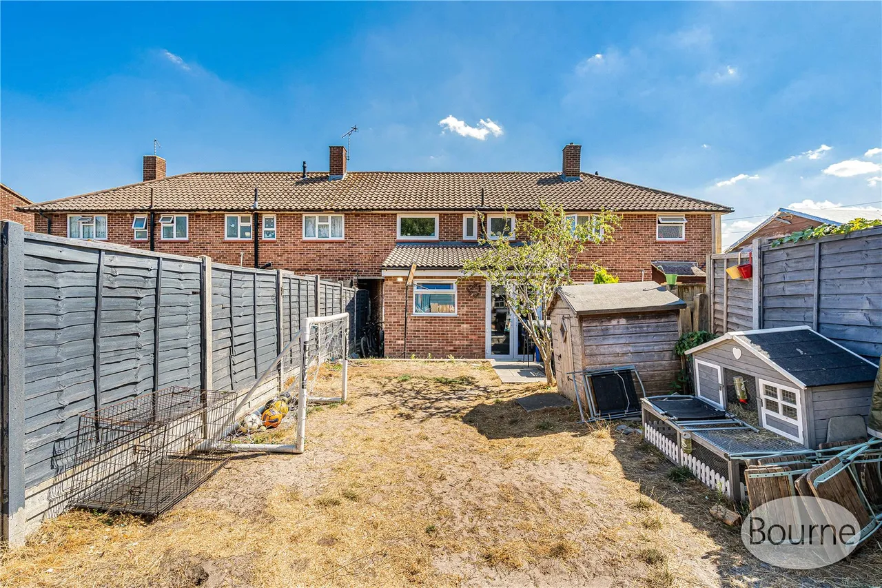 Bunyard Drive, Sheerwater, GU21, photo 14