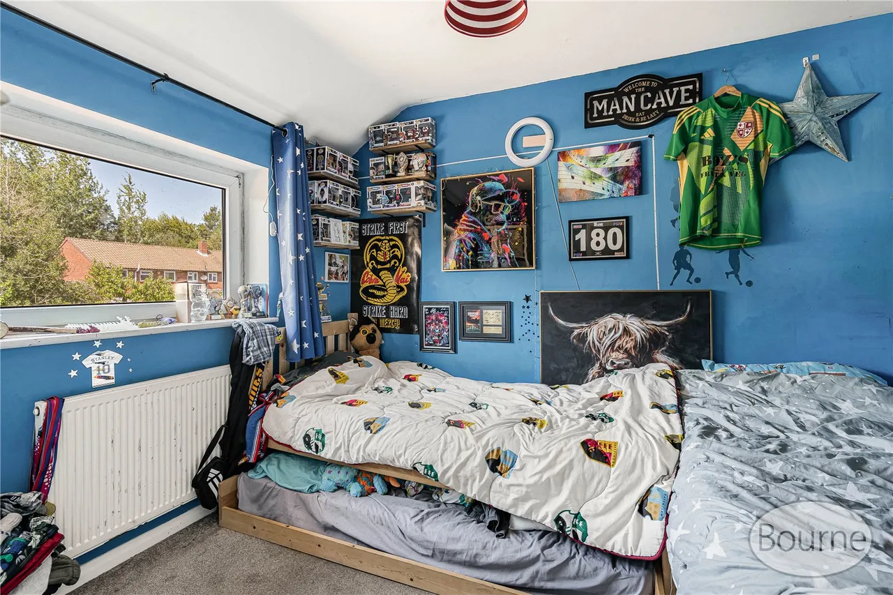 Bunyard Drive, Sheerwater, GU21, photo 10
