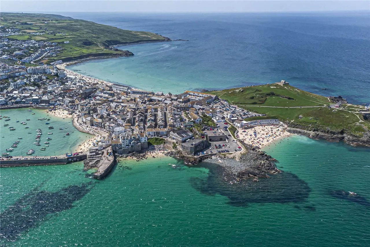 Lelant, St. Ives, TR26, photo 24