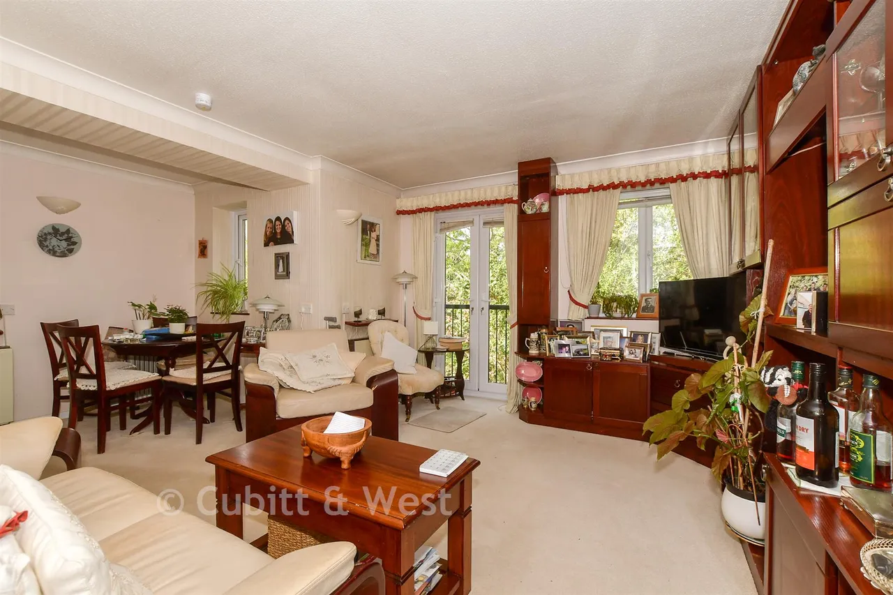 London Road, Uckfield, TN22, photo 4
