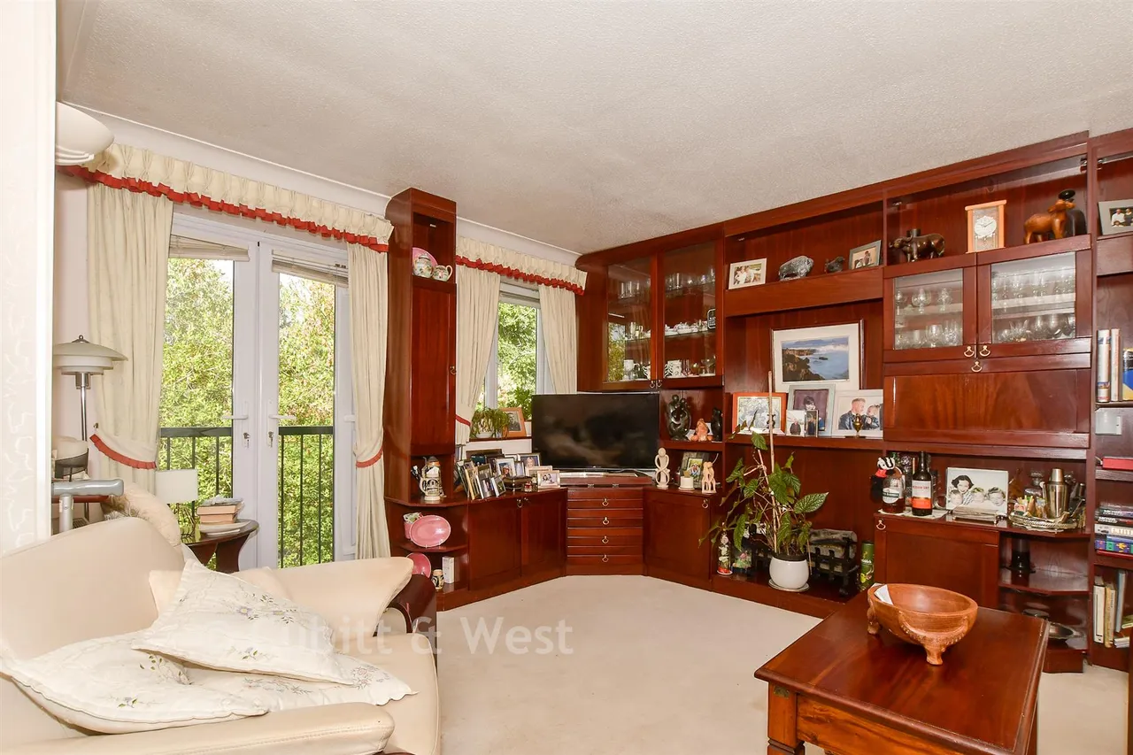 London Road, Uckfield, TN22, photo 6