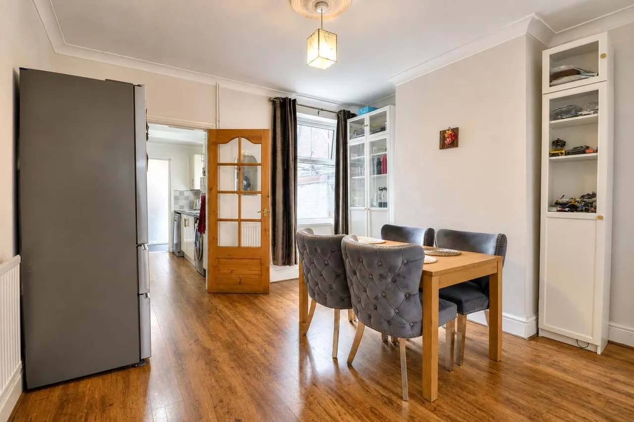 Crescent Road, Coalville, LE67, photo 5