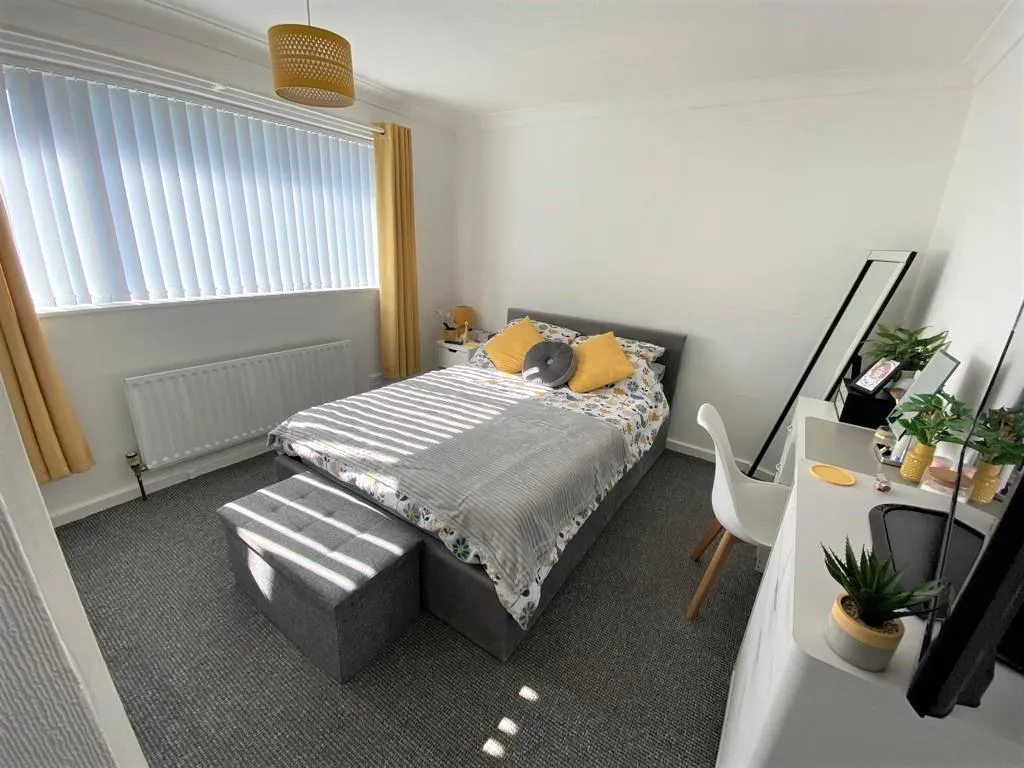 Campbell Grove, Grimsby, DN37, photo 9
