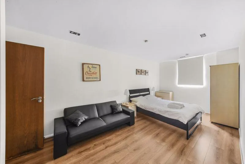 Limeharbour, Canary Wharf, E14, photo 5