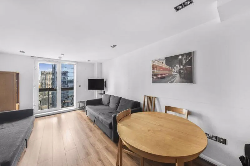 Limeharbour, Canary Wharf, E14, photo 2