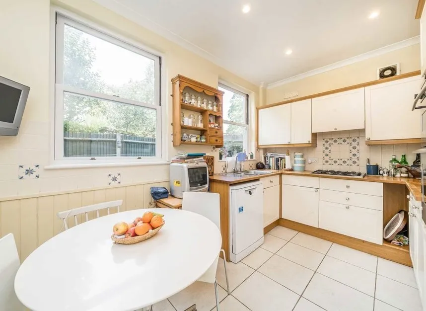 Fairfield Place, Kingston Upon Thames, KT1, photo 3