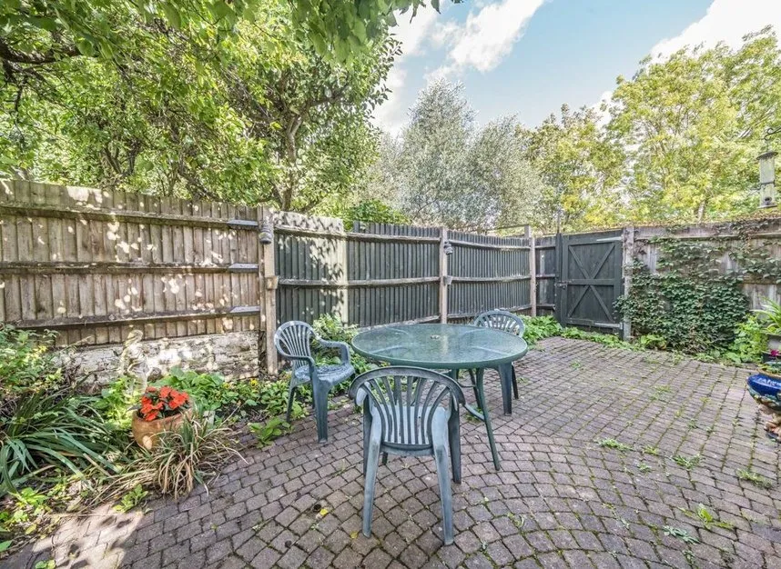 Fairfield Place, Kingston Upon Thames, KT1, photo 8