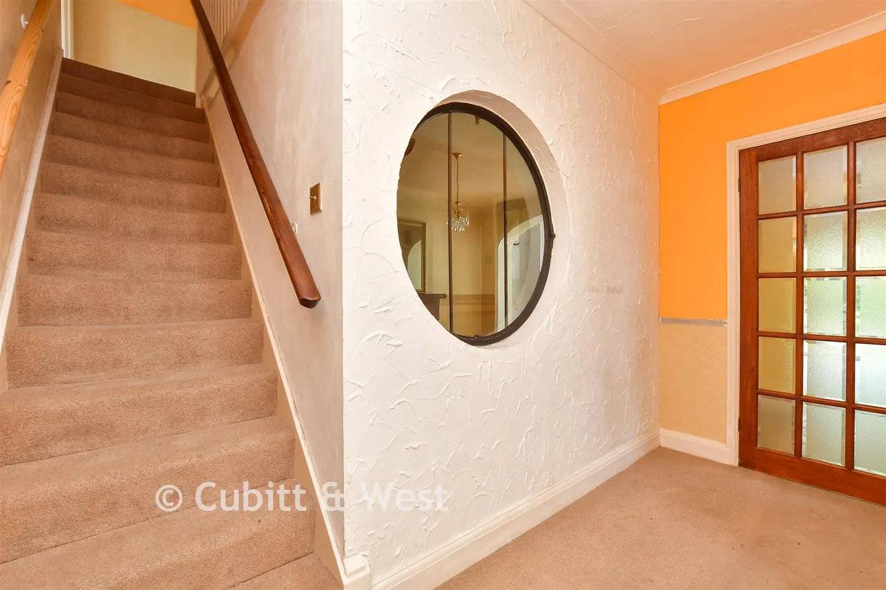 Ashurst Road, Tadworth, KT20, photo 6