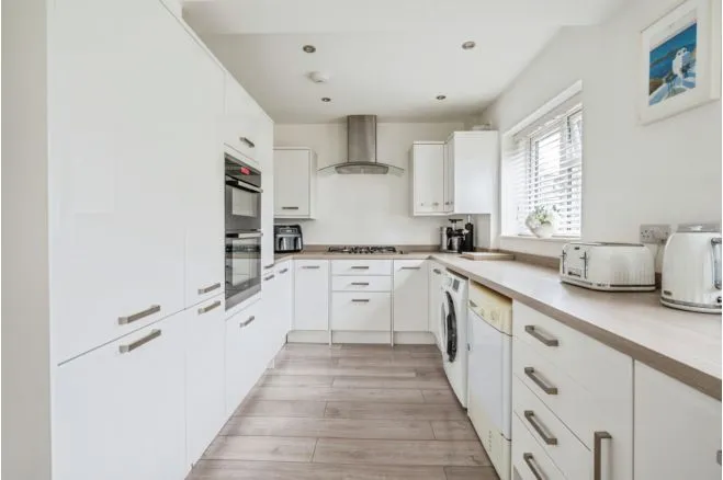 Gadesden Road, Epsom, photo 3