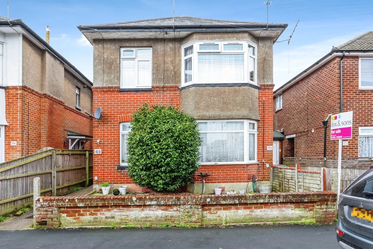 2 bed flat for sale — Draycott Road, Bournemouth
