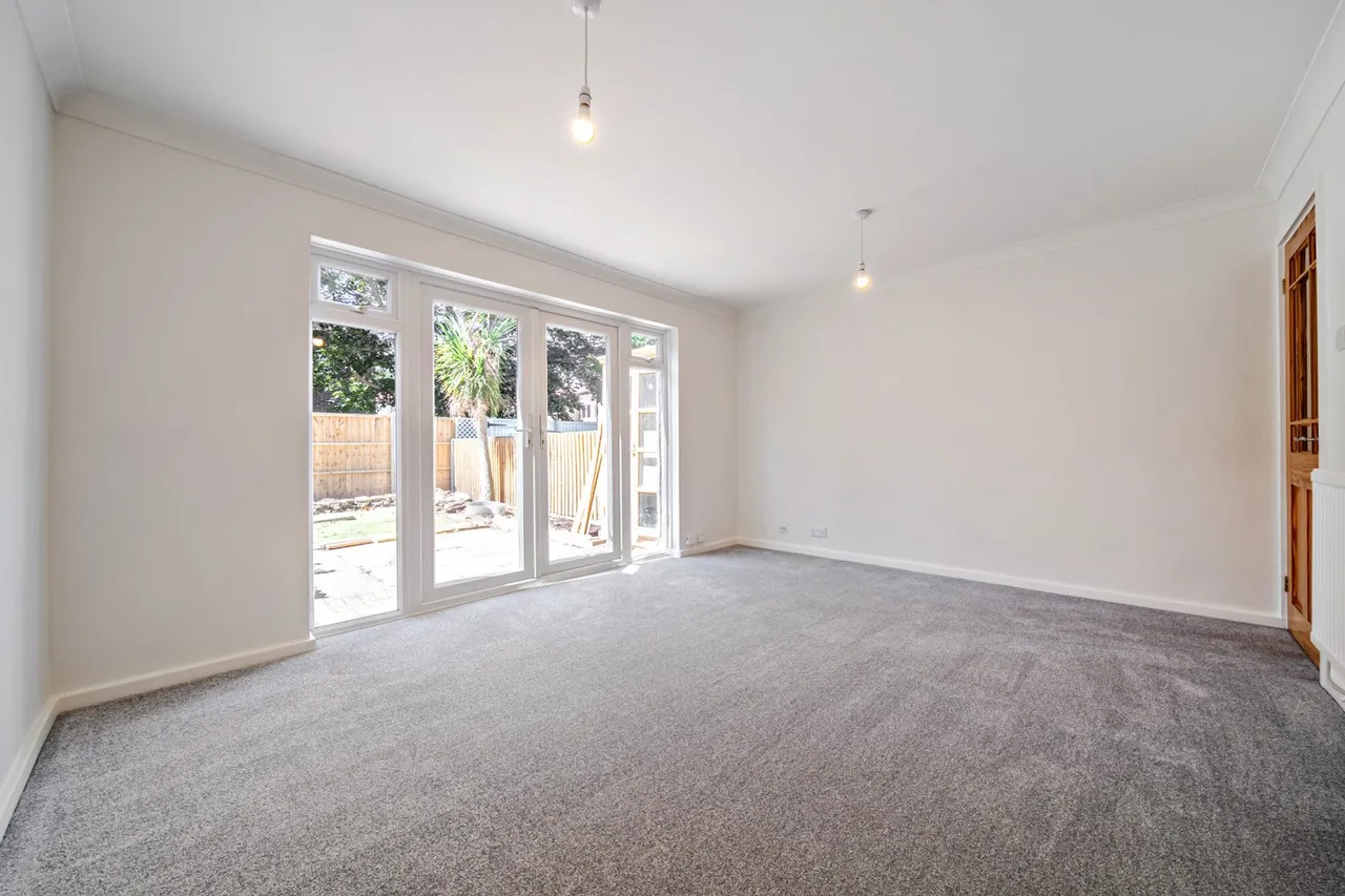 Kingston Crescent, BR3, photo 17