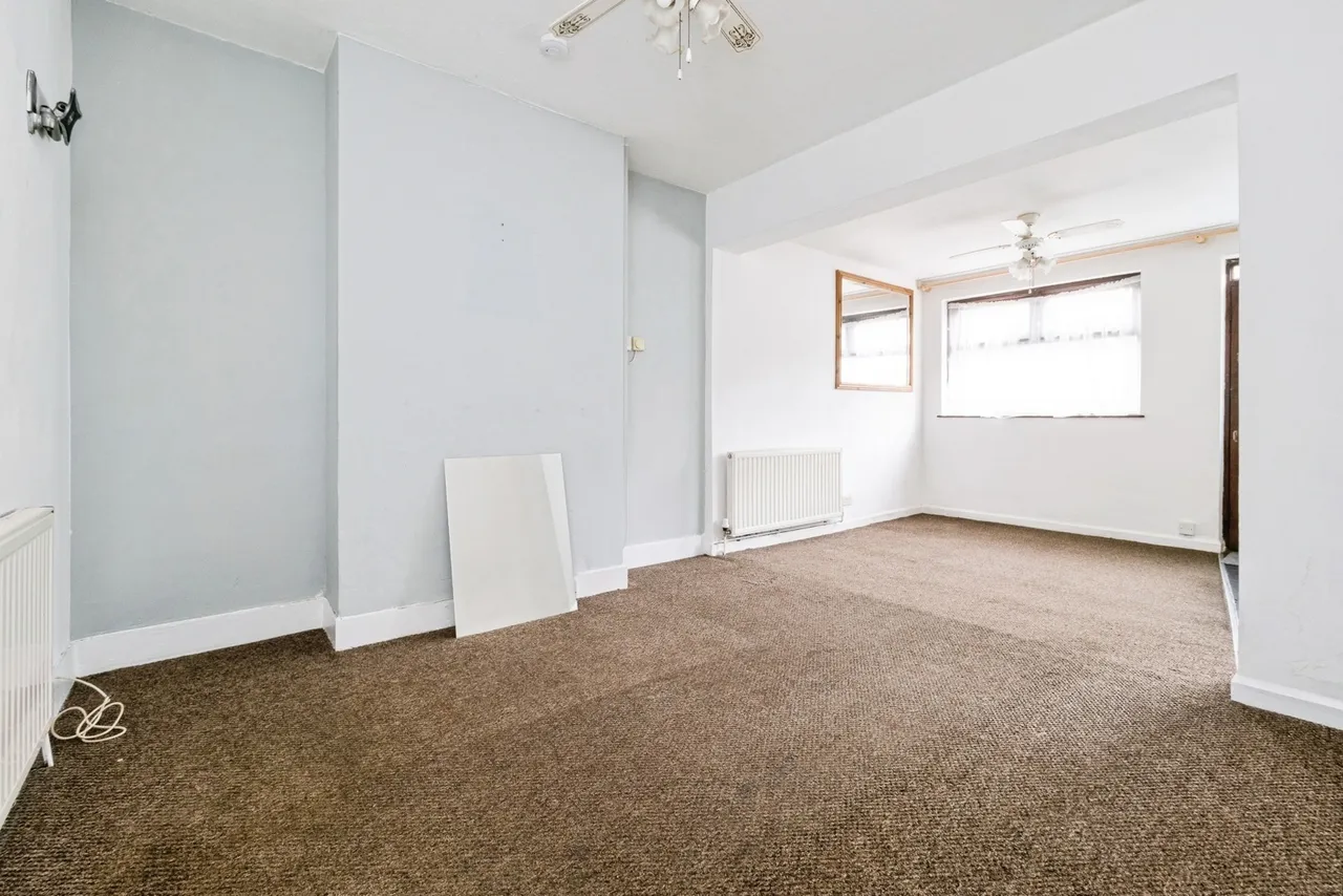 South End Road, Rainham, RM13, photo 8