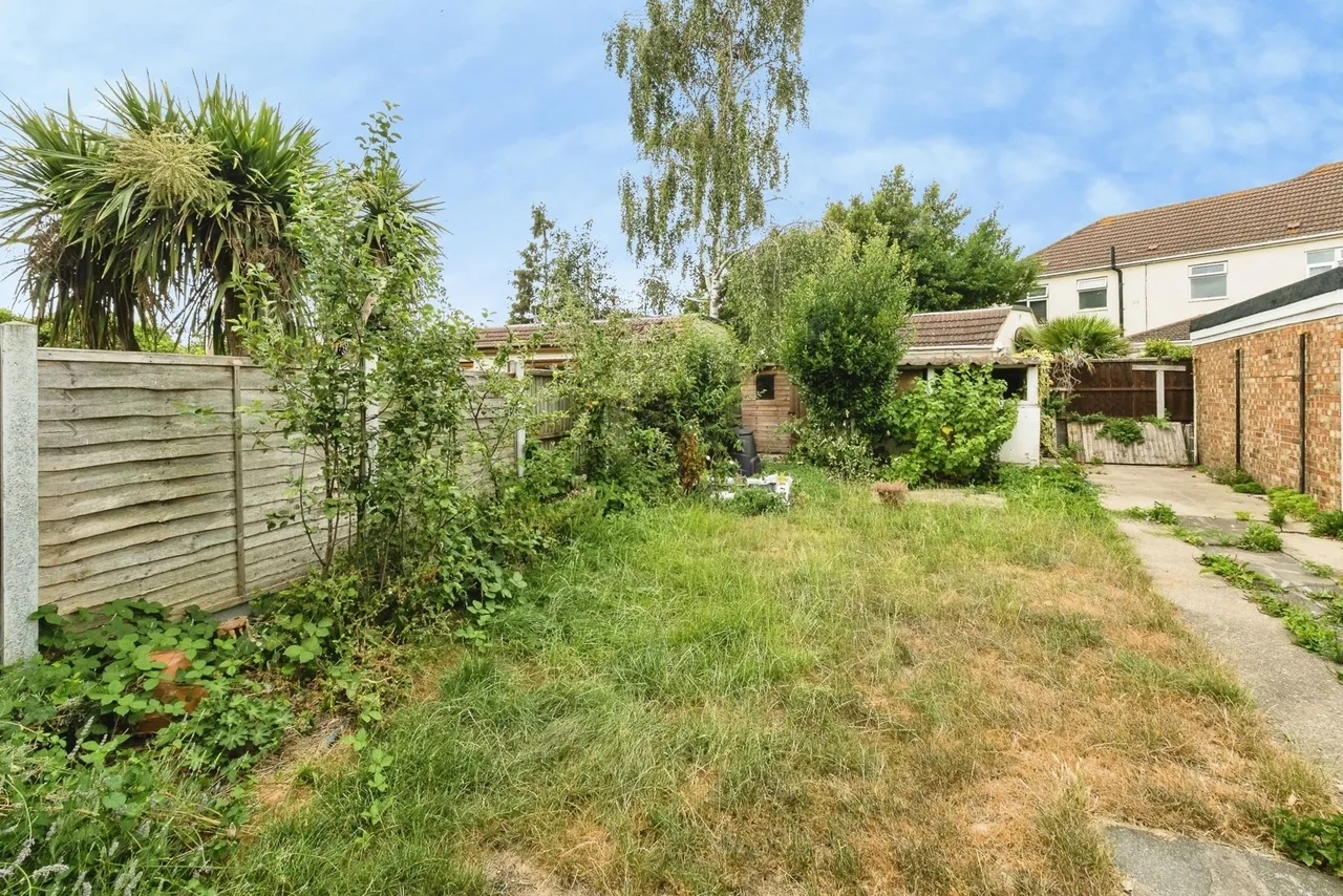 South End Road, Rainham, RM13, photo 34