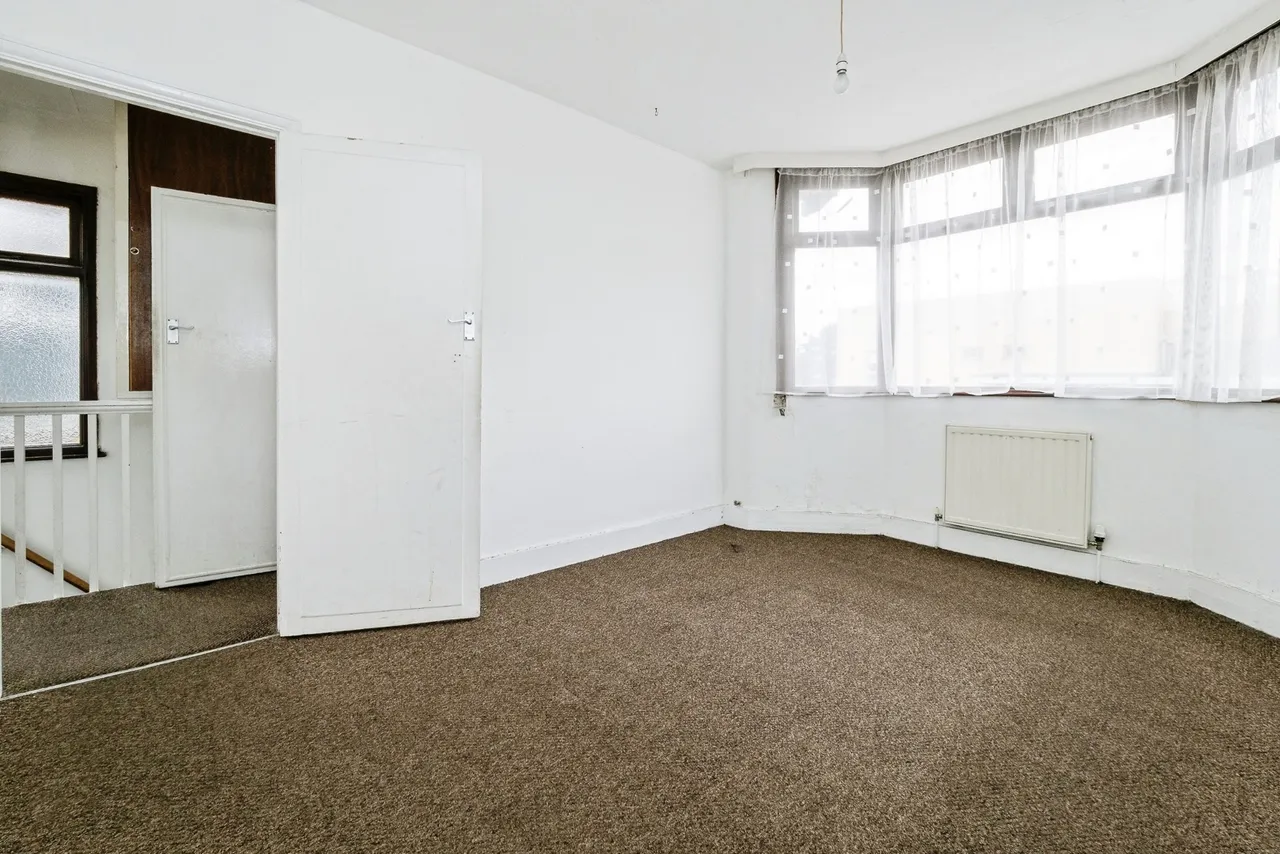 South End Road, Rainham, RM13, photo 19