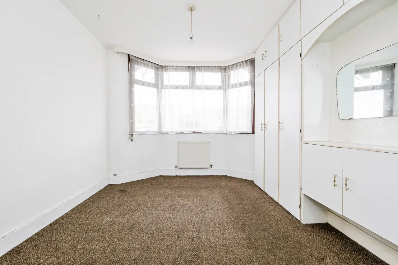South End Road, Rainham, RM13, photo 30