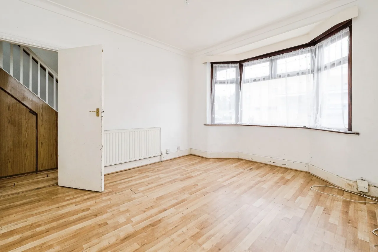 South End Road, Rainham, RM13, photo 2