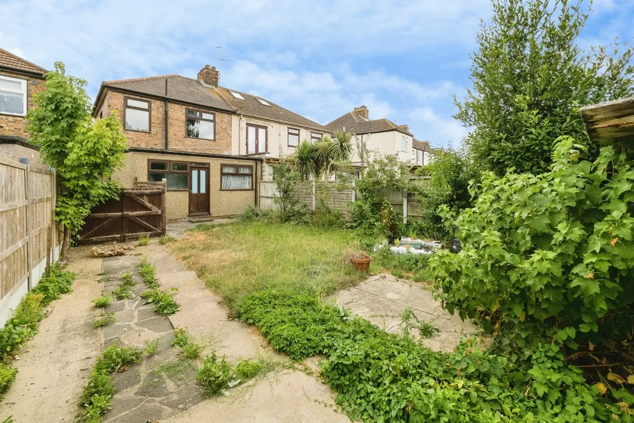 South End Road, Rainham, RM13, photo 5