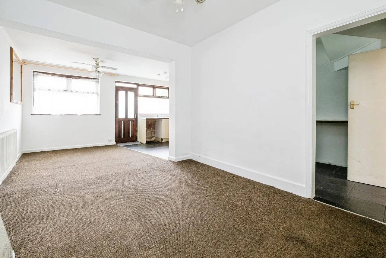 South End Road, Rainham, RM13, photo 21