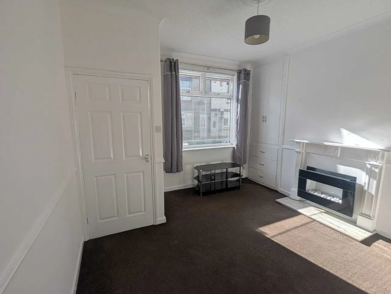 Barningham Street/Denes - DL3, photo 3