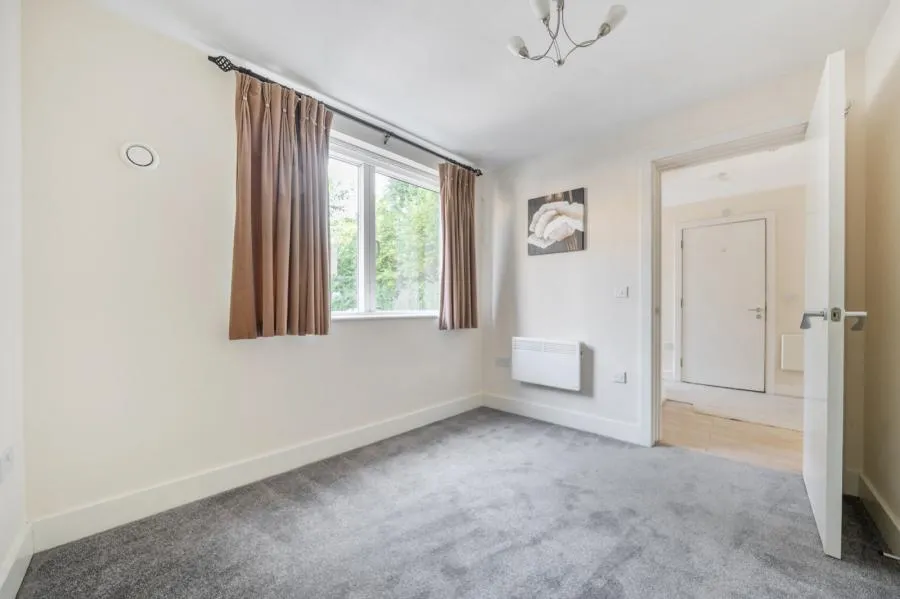 Ryemead Way, High Wycombe, HP11, photo 11
