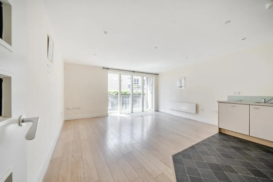 Ryemead Way, High Wycombe, HP11, photo 13