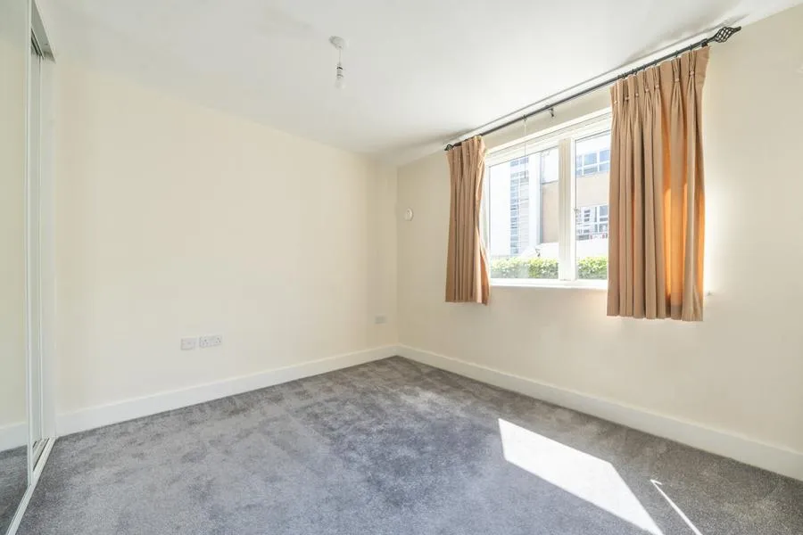 Ryemead Way, High Wycombe, HP11, photo 16