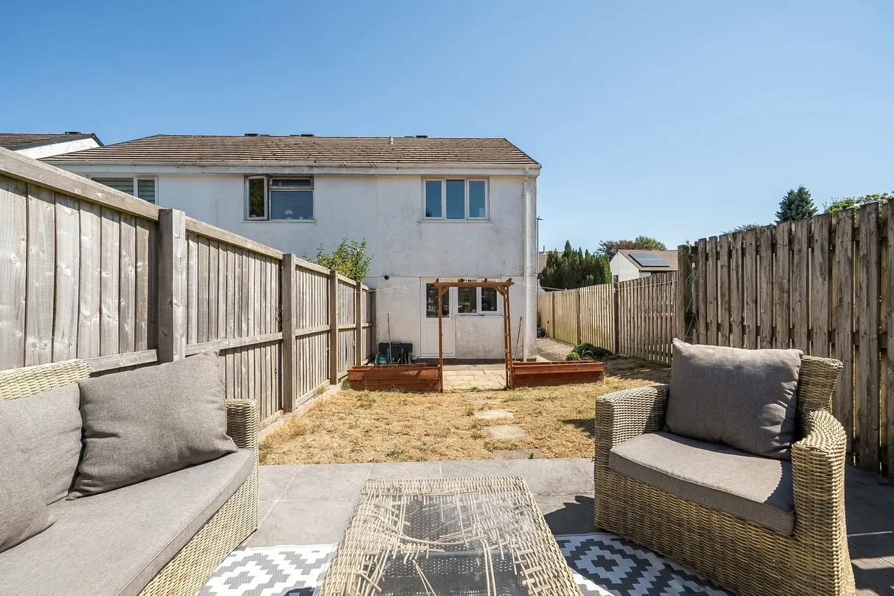2 bed house for sale, Tamar Close, Callington, PL17