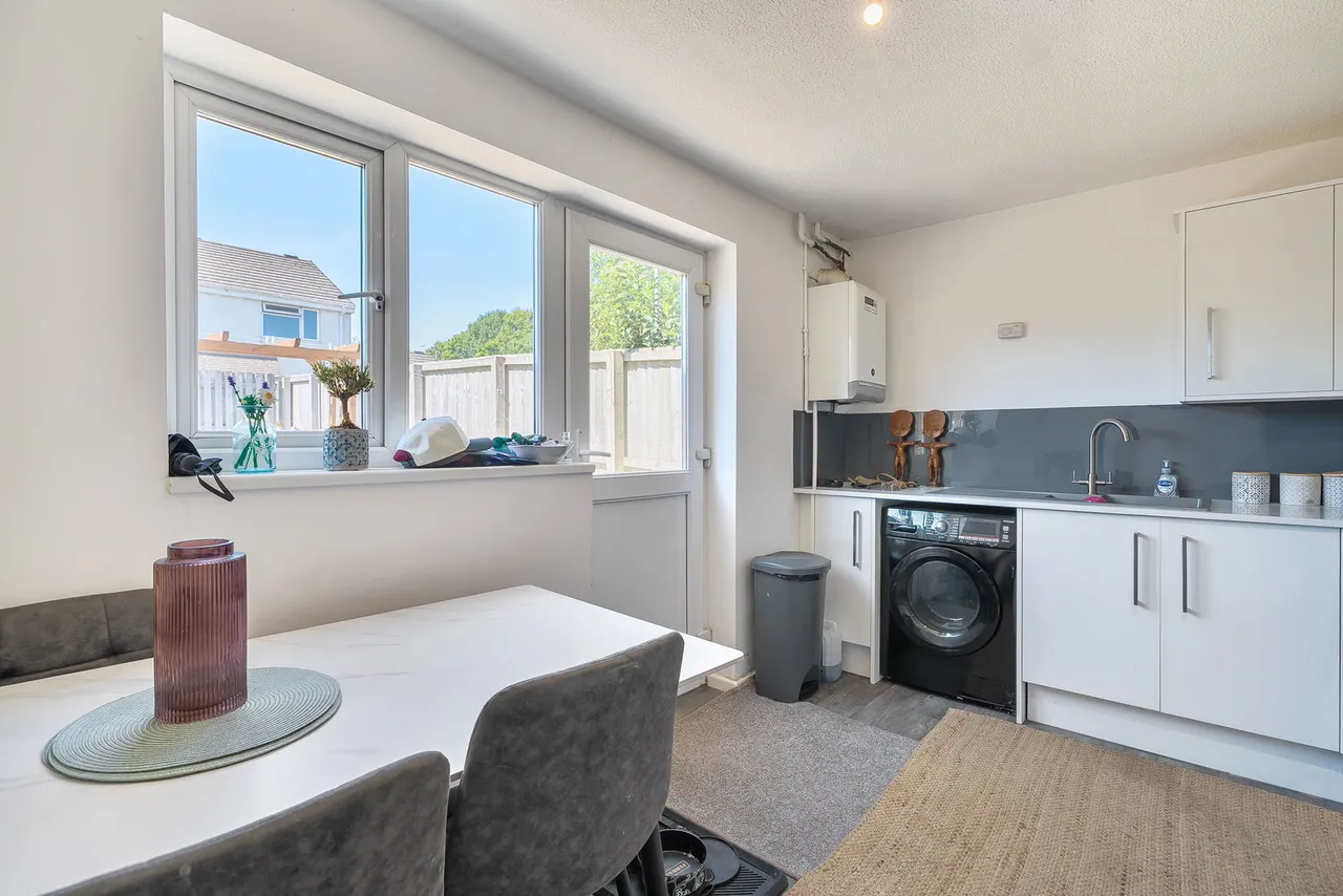 Tamar Close, Callington, PL17, photo 4