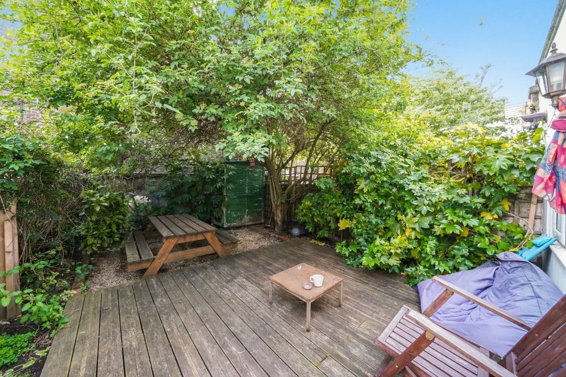 Axminster Road, London, N7, photo 2
