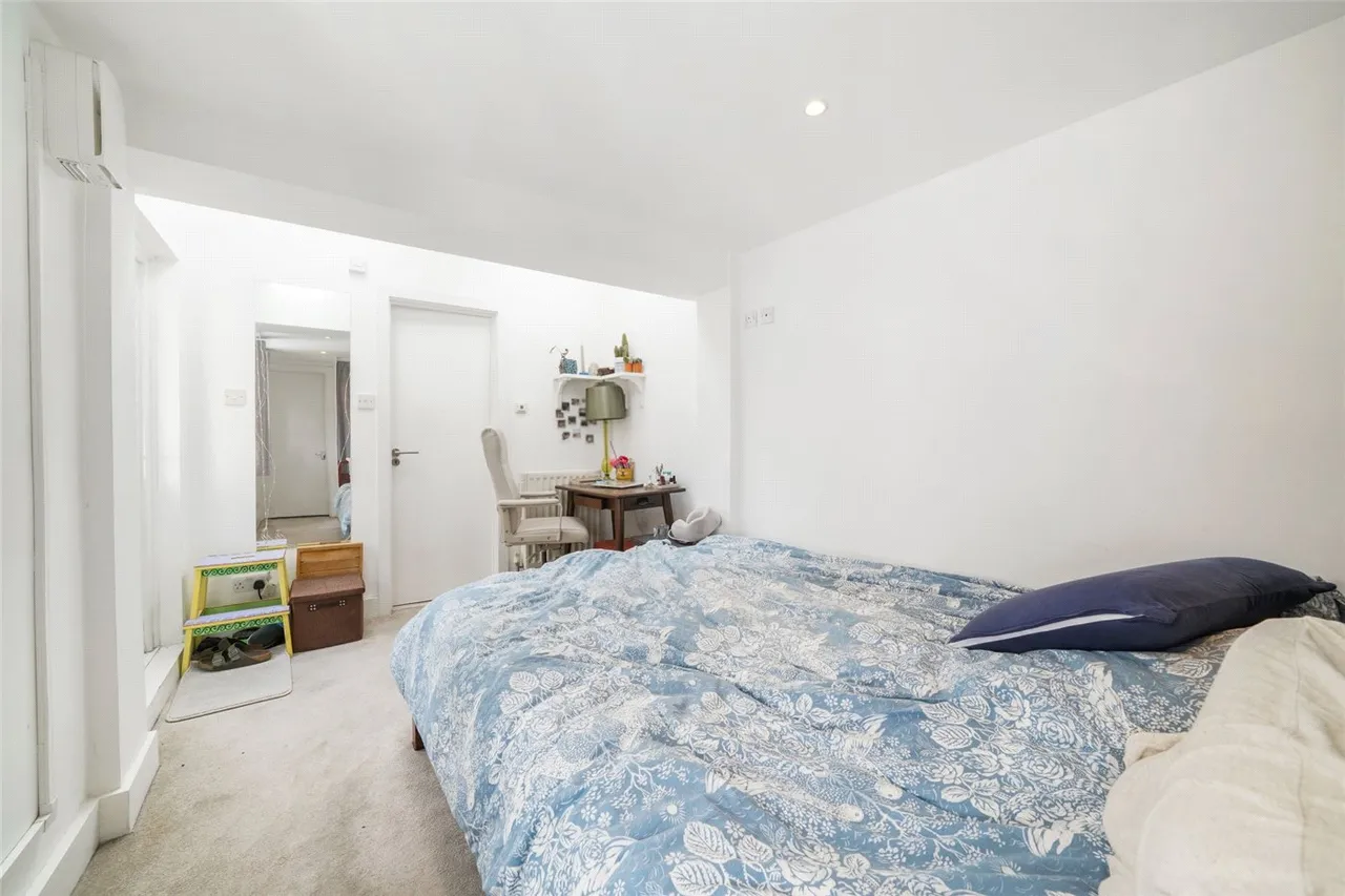 Axminster Road, London, N7, photo 9
